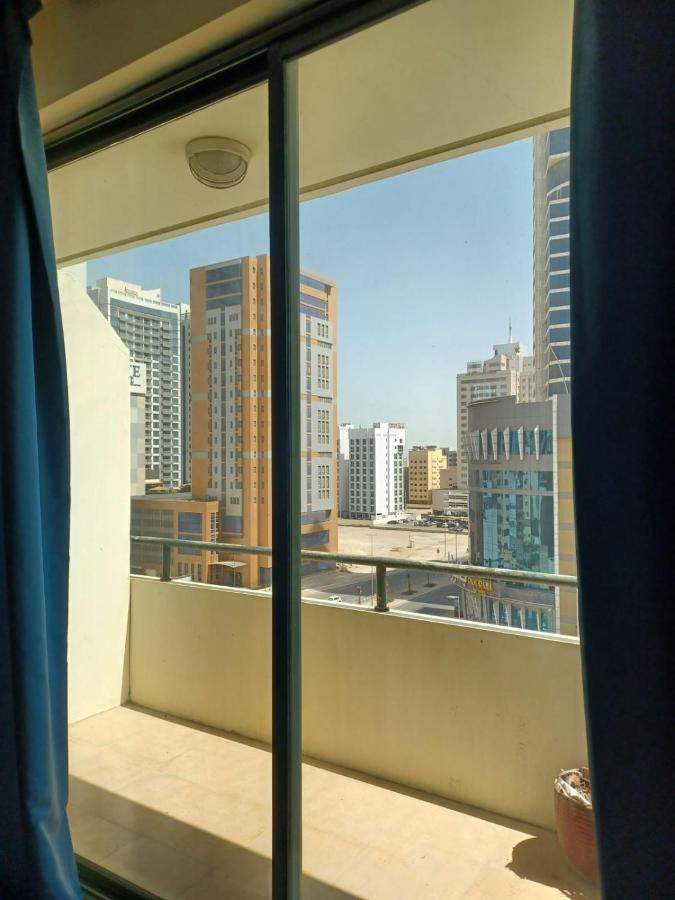 Al Abbas Tower Apartment Al-Manamah Bagian luar foto